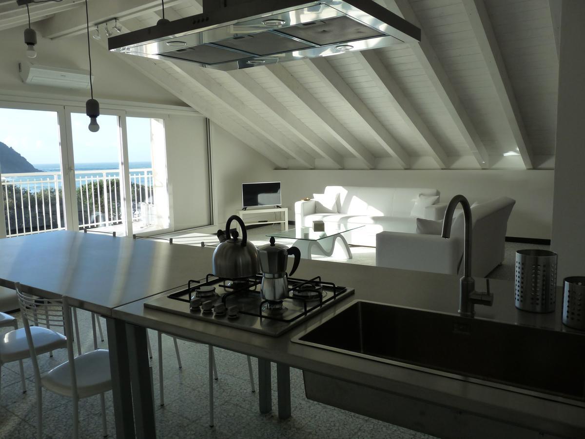 Penthouse By The Sea Apartment *
